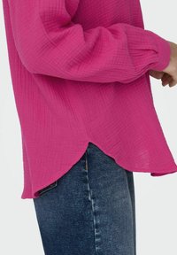JDY LANGARM JDYTHEIS - Button-down blouse - fuchsia purple