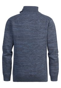 Pull en tricot bleu marine avec un col montant, présentant un motif texturé et des poignets côtelés. Vue de dos montrant une couture régulière et un design sans coutures.