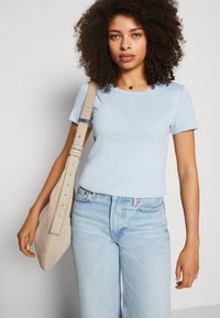 Esprit CREW - T-shirt basique - light blue