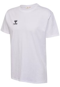 Balts kokvilnas t-krekls ar īsām piedurknēm, apaļu dekoltē un mazu melnu "hummel!" logotipu kreisajā krūšu daļā.