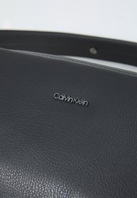 Thumbnail Image 6