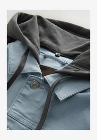 Wybrany, light blue