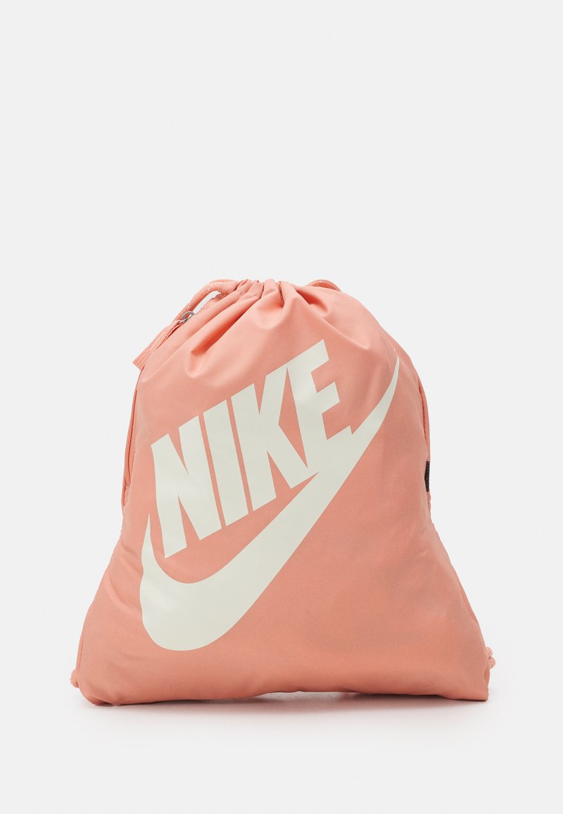 Nike Sportswear HERITAGE DRAWSTRING UNISEX - Mochila - light madder root/sail