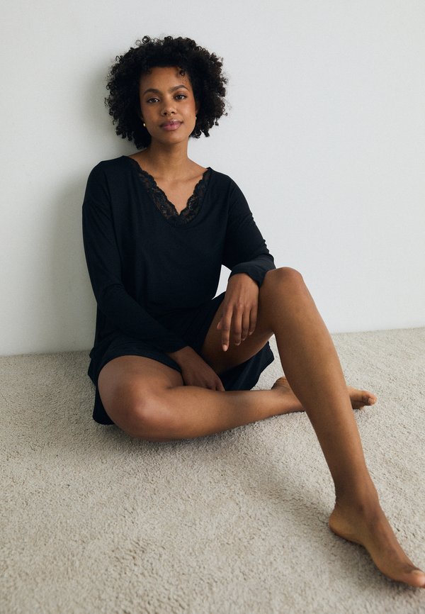 TIMELESS SENSUALITY - Nightie