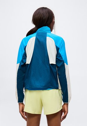 New Balance RC Jacket Asia Sizing 'Streamsong Altitutde' (Women's) — foto 3