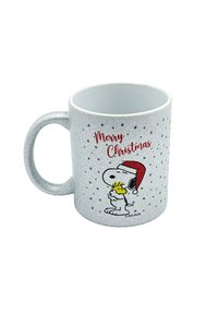 Błyszczący srebrny ceramiczny kubek z postacią Snoopy'ego w czapce Mikołaja, trzymającego Woodstock, z napisem "Wesołych Świąt" na czerwono oraz kropkami.