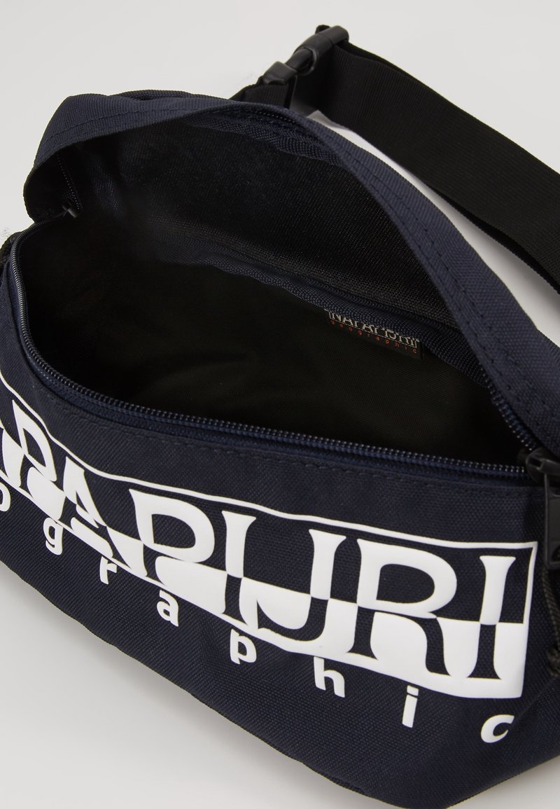 Offrez Le Cadeau Parfait Napapijri Happy - Sac Banane - Black - 5