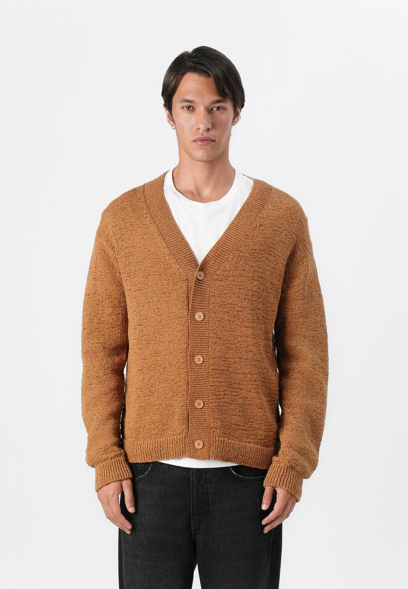 NN.07 Vest lichtbruin