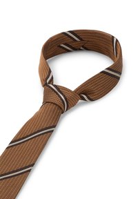 Braune Krawatte mit einem strukturierten Muster aus diagonalen Streifen in Dunkelbraun und Creme. Die Krawatte ist ordentlich gebunden und präsentiert ihr Design.