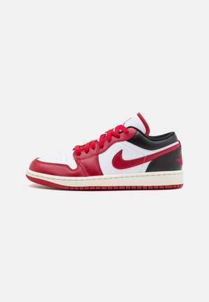 AIR JORDAN 1 LOW - Trainers - white/gym red/black/sail