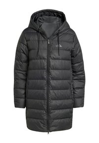 Crna kviltana duga puffer jakna s kapuljačom, prednjim zatvaračem i podešivim špagama, dizajnirana za hladno vrijeme.