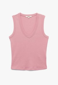 Top sin mangas de color rosa, hecho de una suave tela de algodón, con un escote en V profundo y un diseño sencillo. Sin patrones ni adornos visibles.
