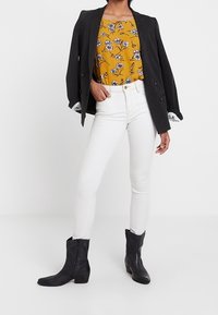 ONLY Blouse - gold-coloured