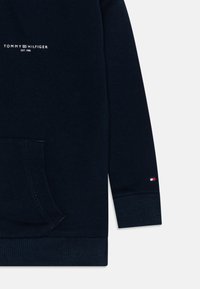 Tommy Hilfiger MINI CORP LOGO HOODIE UNISEX - Hoodie - dark night navy