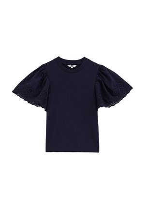 Granatowy top z krótkim rękawem, okrągłym dekoltem i szerokimi, bufkami z ażurowej koronki z kwiatowymi wycięciami.