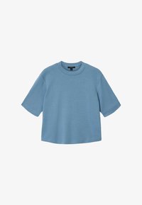 Niewybrane, captain blue