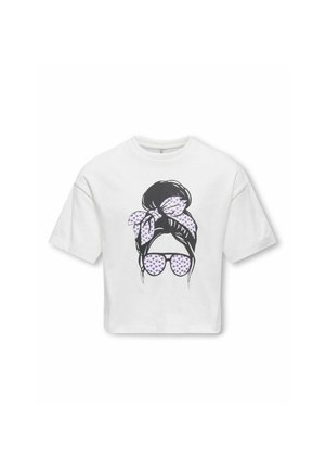 Biały krótki t-shirt z grafiką czarnego koka na włosach, noszący fioletową chustę w serca oraz pasujące okulary przeciwsłoneczne z przodu.