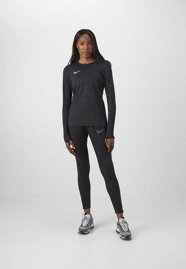 STRIKE CREW TOP - Long sleeved top2