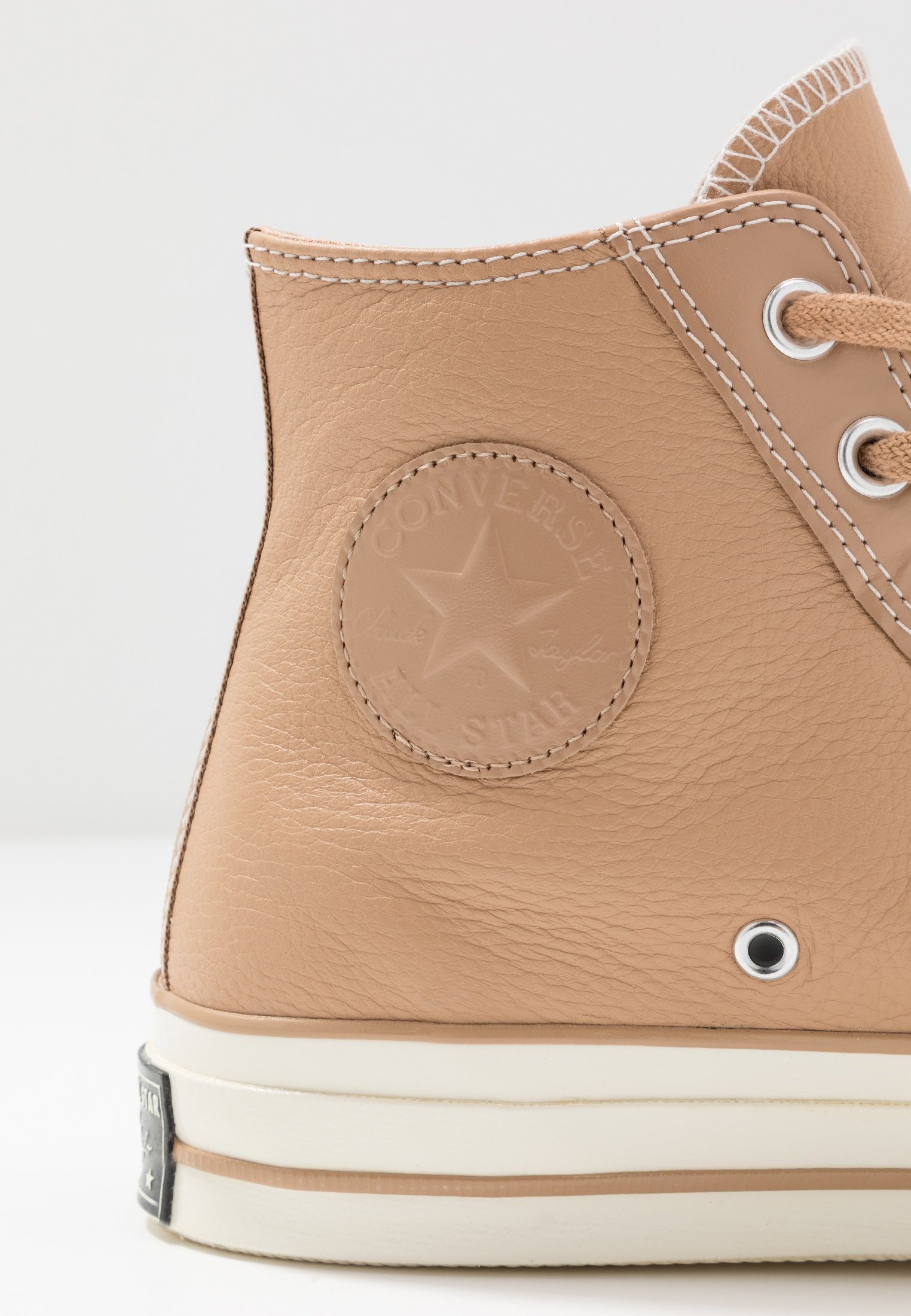 converse beige cuir