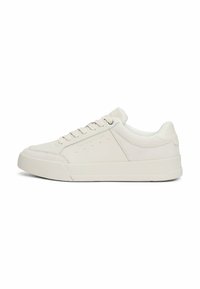 COURT - Trainers - alabaster