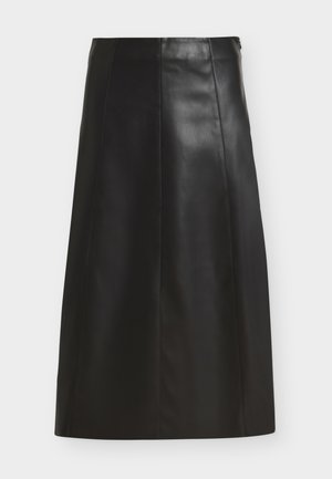 Černá midi sukně ve tvaru A s prošívanými panely a bočním zapínáním na zip, zobrazena na bílém pozadí.