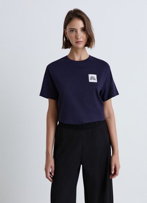 Calliope, T-SHIRT TINTA UNITA - T-shirt con stampa - blu scuro