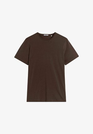 Gładka, ciemno brązowa, krótko rękawowa koszulka typu crew neck położona na białym tle, przedstawiająca stronę przednią.