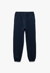Marineblå sweatpants lavet af en bomuldsblanding, med elastisk talje og ribbede manchetter ved anklerne for en tæt pasform.