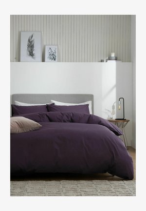 Next, RICH DUVET COVER AND PILLOWCASE SET UNISEX - Beddengoed - purple blackberry