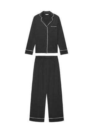 Completo pigiama nero a maniche lunghe con bordi bianchi, composto da una parte superiore con bottoni, colletto e tasca, e pantaloni a gamba larga con elastico in vita.
