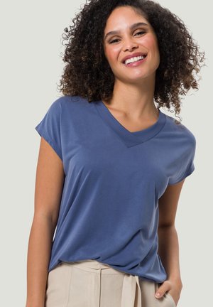 V-AUSSCHNITT - T-shirt basic - blue moonlight