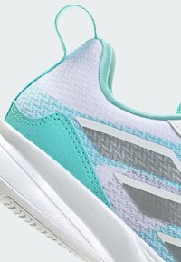 adidas Performance AVAFLASH  - Clay court tennis shoes - cloud white   silver metallic   flash aqua