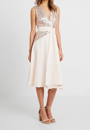 Vestido de cóctel - nude