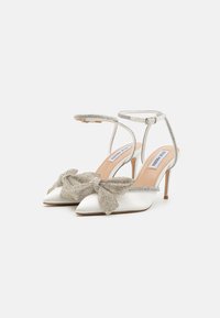 Steve Madden LUMINOSO - Páskové sandály  - ivory