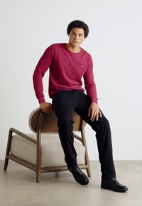 GANT C-NECK - Pulóver - rich wine