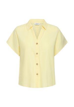 Chemise à manches courtes jaune clair avec col et quatre boutons sur le devant, présentée sur un fond blanc.