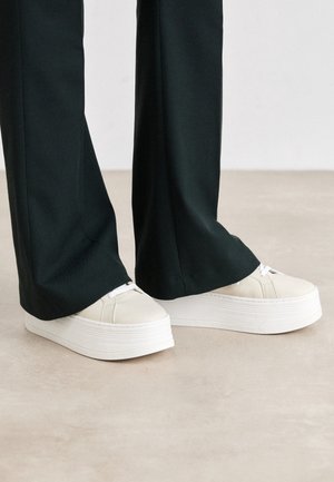 Tommy Hilfiger Baskets basses - off-white