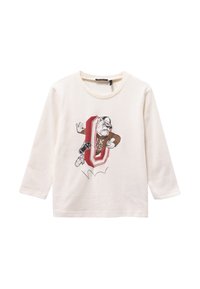Cremiger Baumwoll-Langarm-T-Shirt mit einem Grafikdesign eines Bulldogs, der eine Mütze trägt und einen Spiel-Controller in der Hand hält, akzentuiert mit einem kräftigen roten Buchstaben "O".