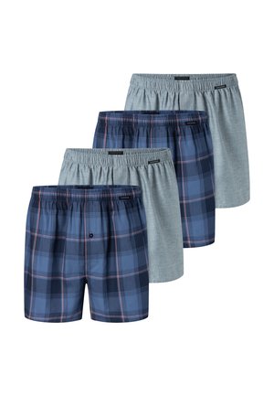 Quattro paia di boxer da uomo con motivi a quadri blu alternati e grigio tinta unita, disposti in una pila sfalsata.