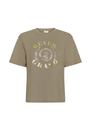 Olijfgroene T-shirt met korte mouwen, voorzien van een lichte bloemrijke print en de tekst "RÊVER GRAND." Zacht stof met een losse pasvorm.