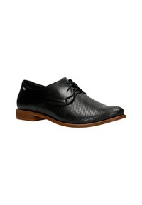 Scarpe in pelle nera con un design perforato, dotate di punta affilata e tacco basso marrone. Include lace e dettagli di accento sottili.