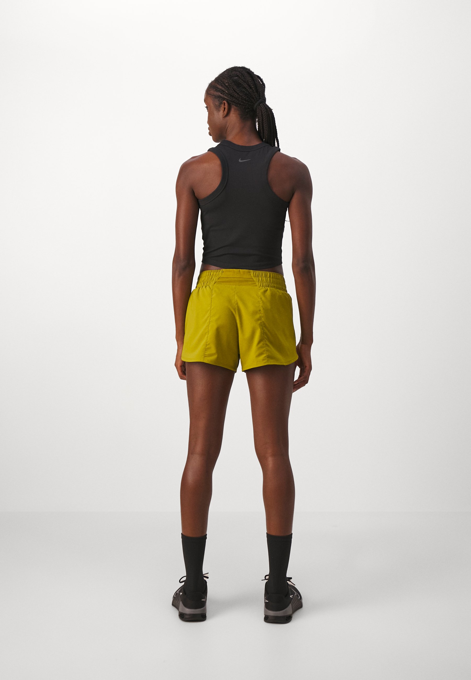 nike cropped workout top