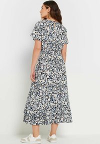 Long Tall Sally FLORAL MIDAXI - Vardagsklänning - blue