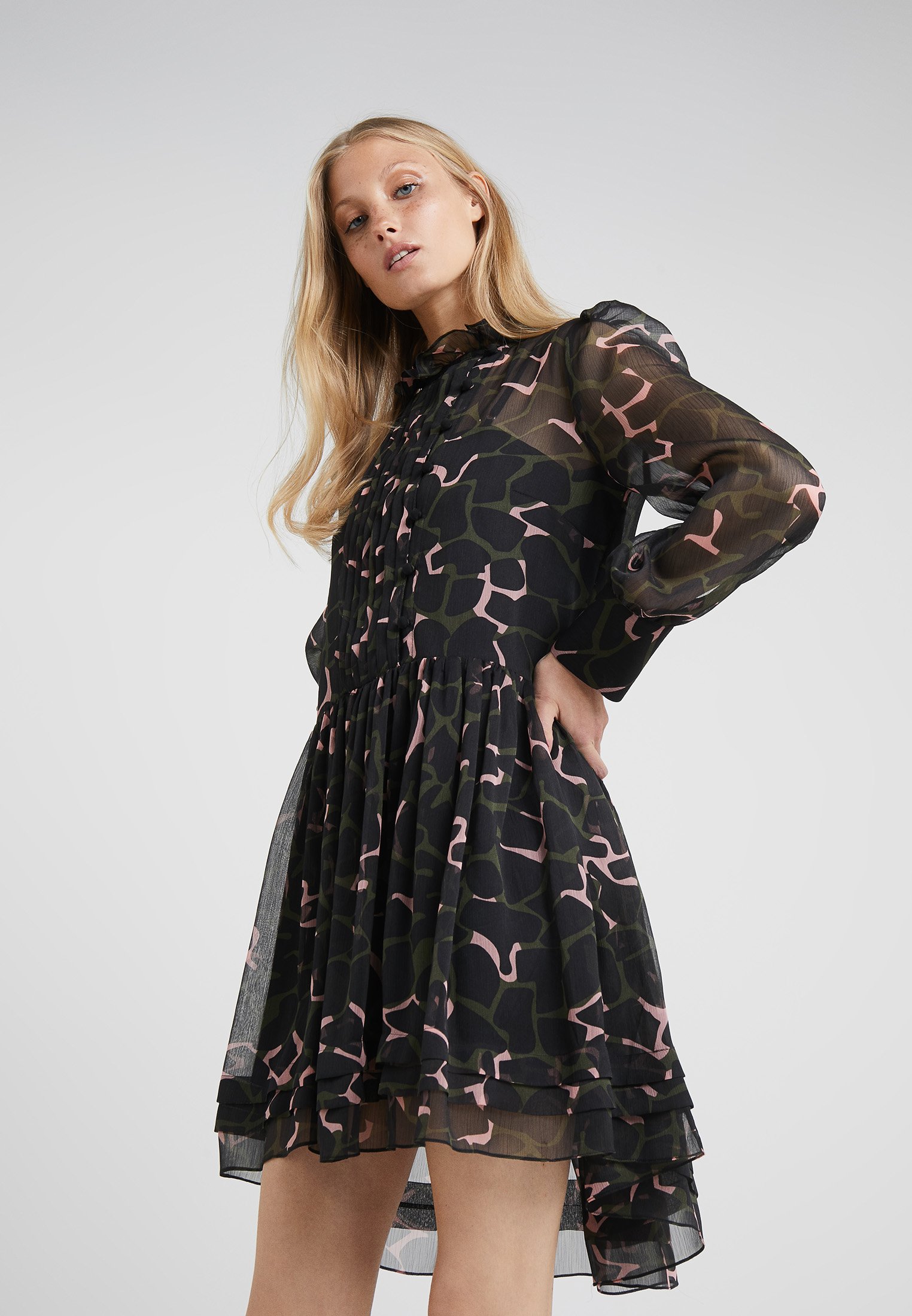 armani robe
