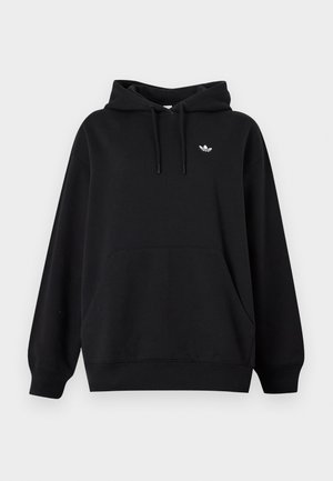 Sort langærmet hættetrøje med frontlomme, snoretræk i hætten, ribstrikkede manchetter og kant, med en lille hvid Adidas-logo på venstre bryst.