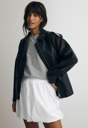 REGULAR FIT-BUBBLE HEM - Mini skirts  - white