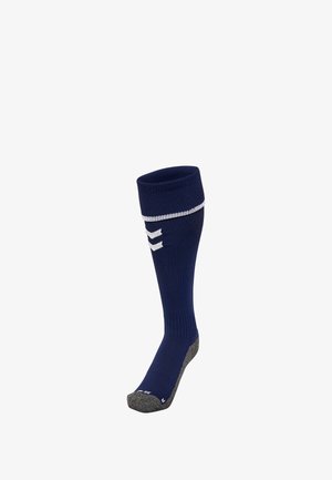 Knæhøje sokker i marineblå, ribbet design, med en hvid stribe og tre hvide chevrons på siden, samt en grå tå og hæl.