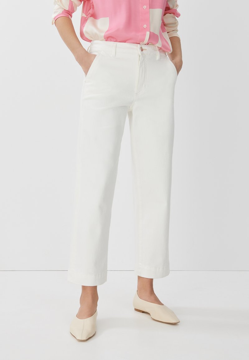 someday. CHENILA BRIGHT - Jean droit - off white