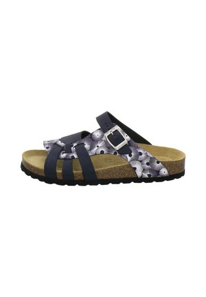 Offene Sandale mit drei marineblauen Riemen, einer verstellbaren Schnalle, einem blumengemusterten Riemen, Kork-Fußbett und schwarzer Gummisohle.