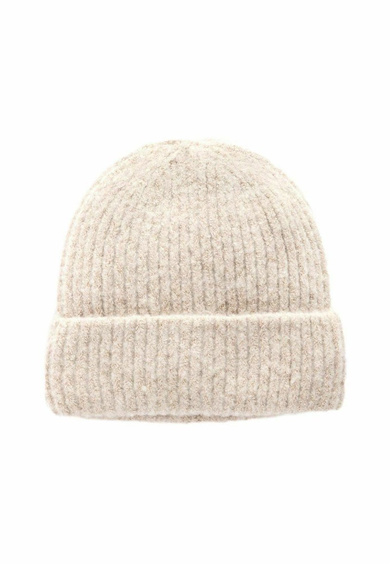 Bonnet tricoté en beige clair, fabriqué en laine douce, avec une texture côtelée et un revers pour le confort et la chaleur.